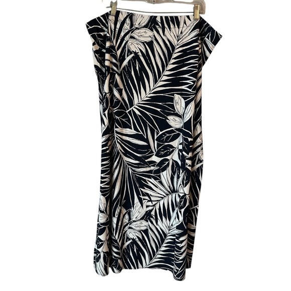 Chico’s Blooming Palms Navy and White Leaf Print Maxi Skirt, size 3 - Picture 4 of 9